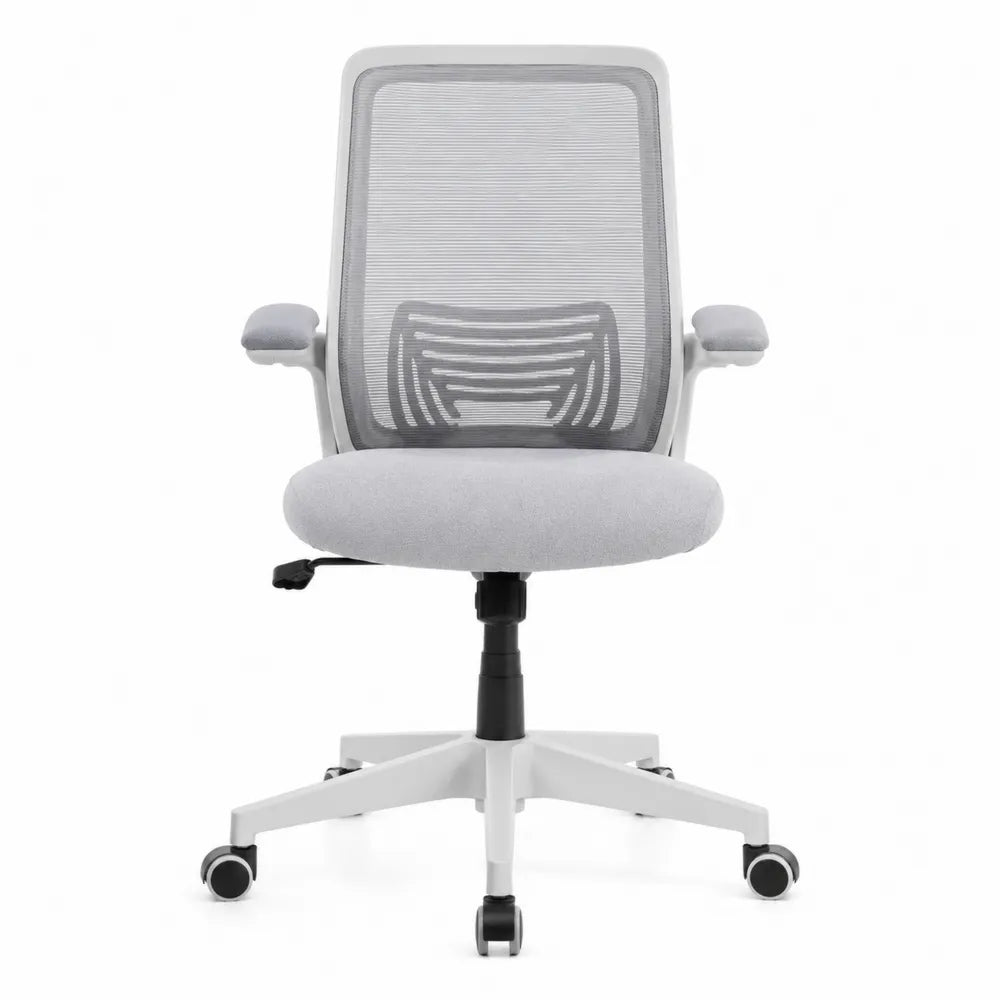 Chaise de bureau à roulettes dossier en maille polyester grise accoudoirs assise rembourrée base blanche 62 cm x 60 cm x 90 à 100 cm